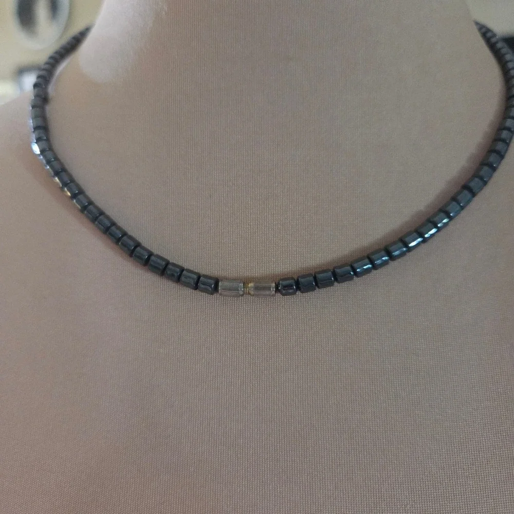 Vintage 90s Hematite and Pearl Beaded Choker Necklace Gunmetal Gold Barrel Clasp